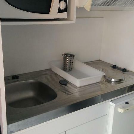 Grande maison sur 2000 m2 de terrain avec un studio amenage pour 2 personnes2 Salies-de-Béarn Extérieur photo